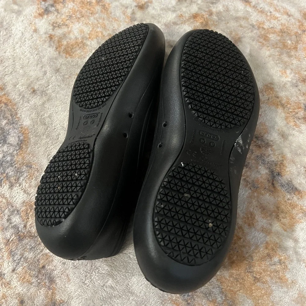 CROCS Brooklyn Flat Black Size 9